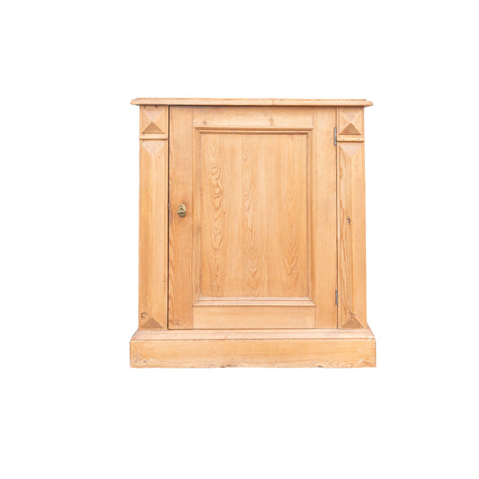 Pine wall cabinet 1900
